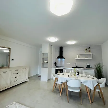 Life Novigrad Dalmatia *
