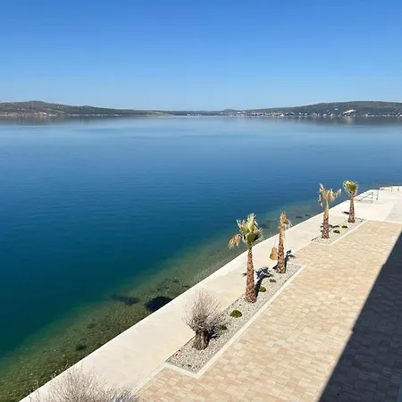 Life Novigrad Dalmatia *